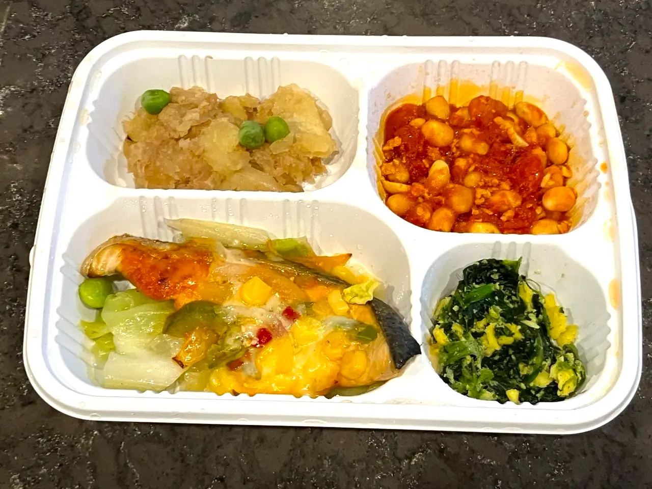 冷凍宅配弁Meals（ミールズ）の「鮭のコクうまチーズ焼き」